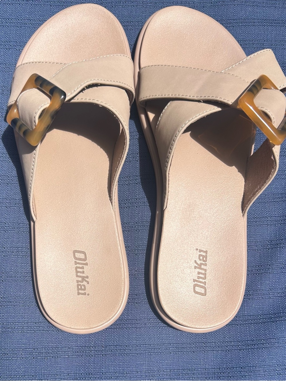 NWOT OluKai Women’s La'i Slide Taupe Sandals Size 9 - Picture 5 of 6